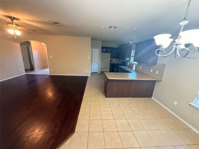 2105 Thistle Lane, Forney, TX 75126