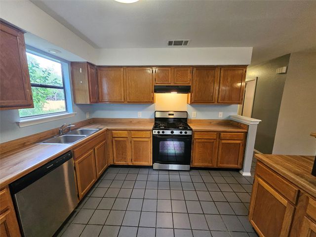 4402 Keota DR, Austin, TX 78749