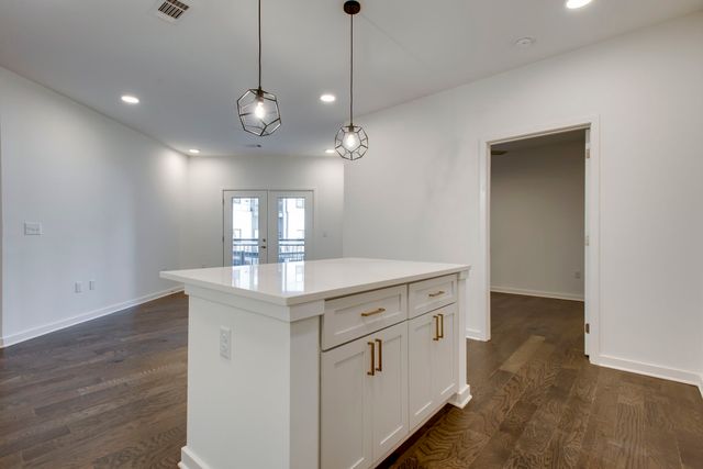 1677 54th Ave N Apt 116, Nashville, TN 37209