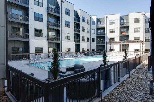 1677 54th Ave N Apt 116, Nashville, TN 37209