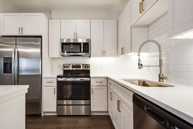 1677 54th Ave N Apt 116, Nashville, TN 37209