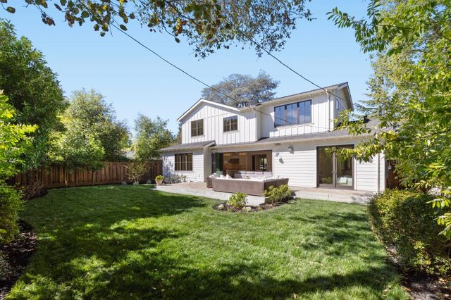 311 Linfield Drive, Menlo Park, CA 94025