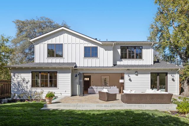 311 Linfield Drive, Menlo Park, CA 94025