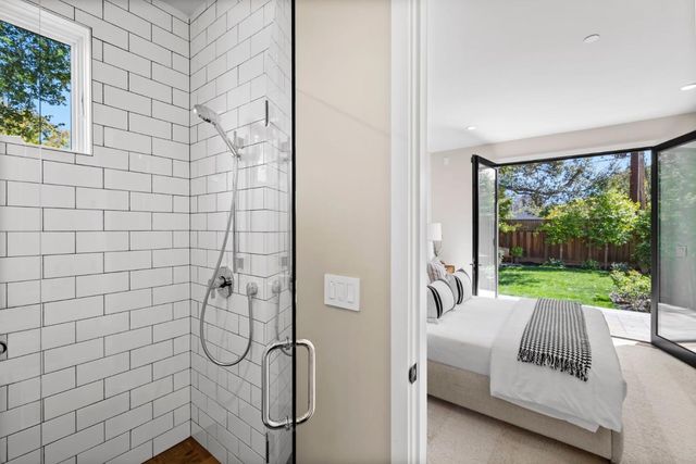 311 Linfield Drive, Menlo Park, CA 94025