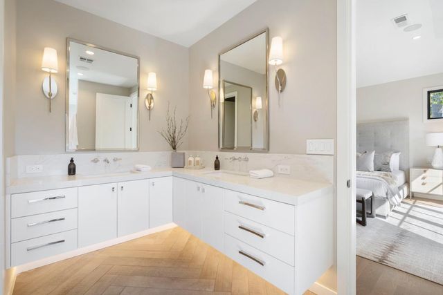 311 Linfield Drive, Menlo Park, CA 94025