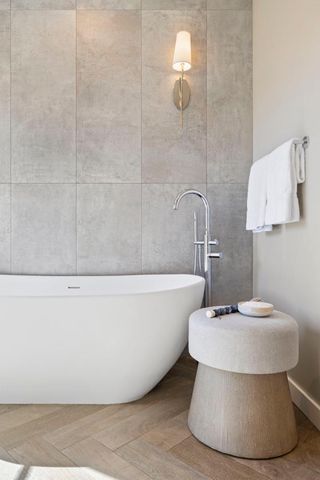 311 Linfield Drive, Menlo Park, CA 94025