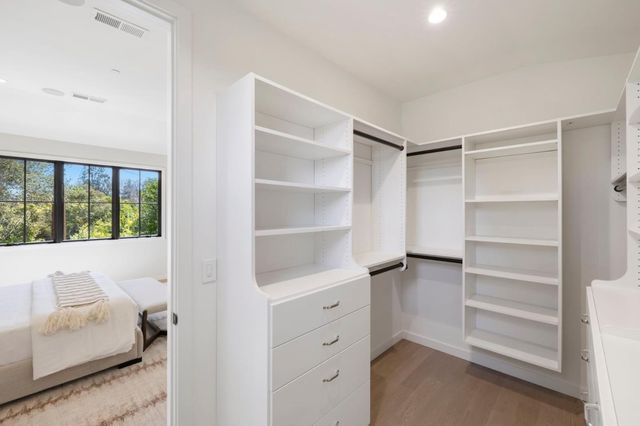 311 Linfield Drive, Menlo Park, CA 94025