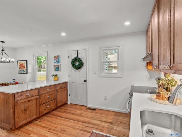 1409 Highland Avenue SE, Huntsville, AL 35801