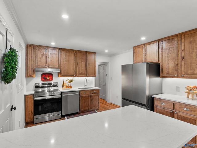 1409 Highland Avenue SE, Huntsville, AL 35801