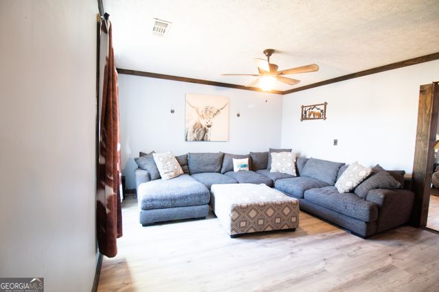215 Brown Springs Road, Milner, GA 30257
