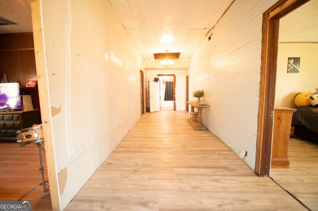 215 Brown Springs Road, Milner, GA 30257