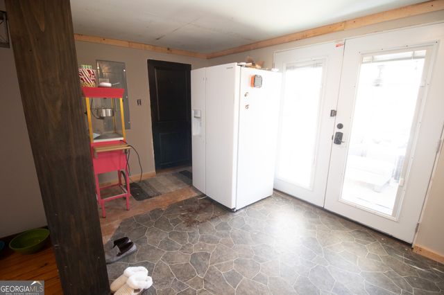 215 Brown Springs Road, Milner, GA 30257