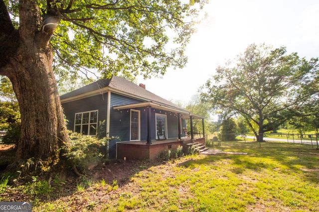 215 Brown Springs Road, Milner, GA 30257