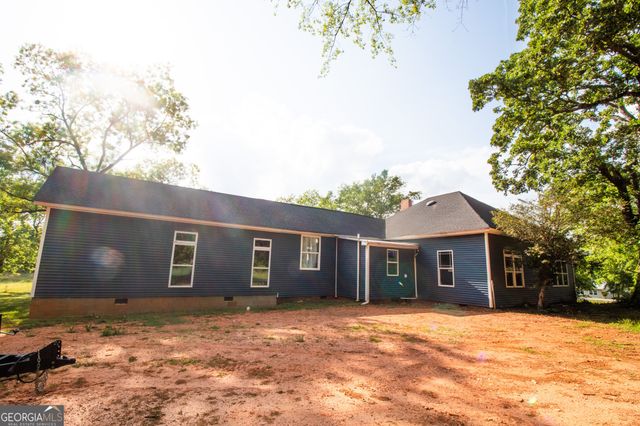 215 Brown Springs Road, Milner, GA 30257
