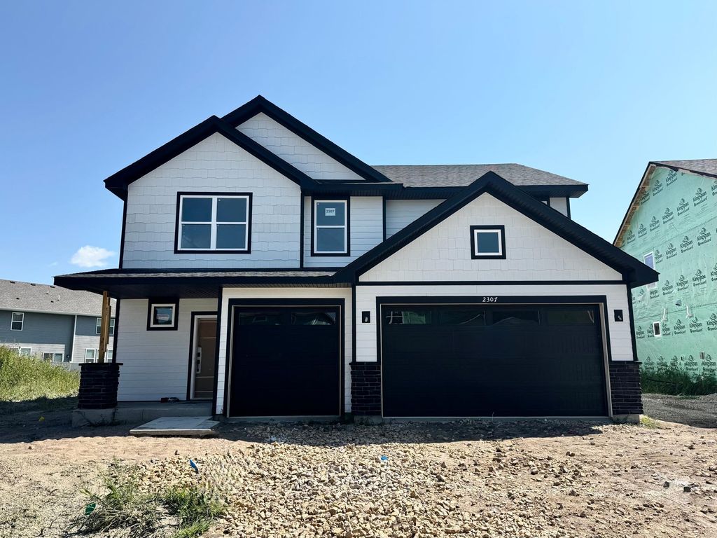 2307 Williams Street, Shakopee, MN 55379 — exterior