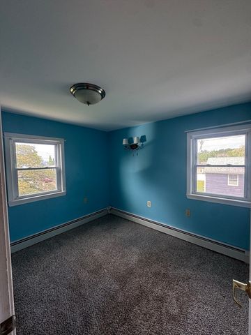 28 Crane Street, Swansea, MA 02777