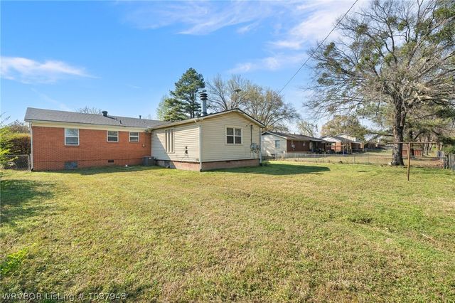 8005 Holly Avenue, Fort Smith, AR 72908