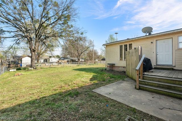 8005 Holly Avenue, Fort Smith, AR 72908