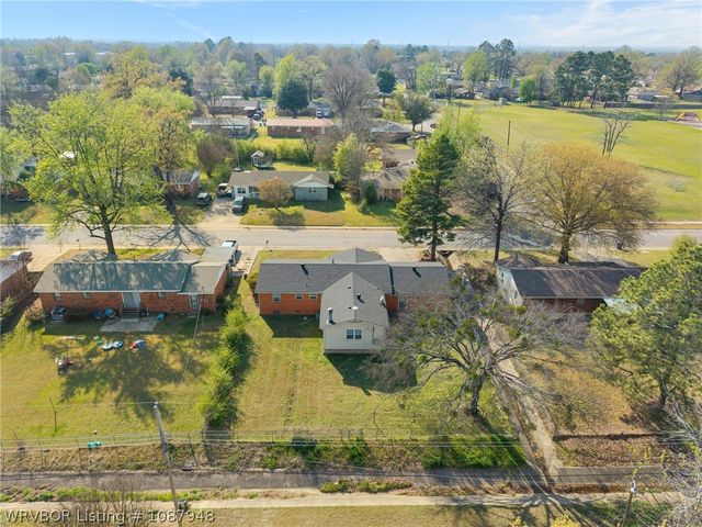 8005 Holly Avenue, Fort Smith, AR 72908