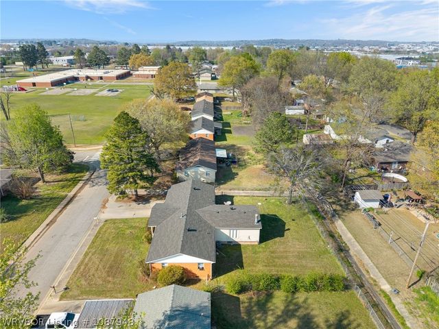 8005 Holly Avenue, Fort Smith, AR 72908