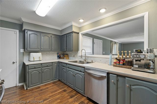 8005 Holly Avenue, Fort Smith, AR 72908