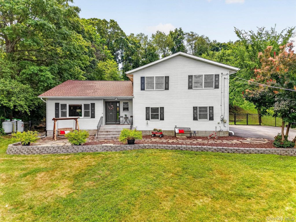 319 Reservoir Road, Goshen, NY 10924