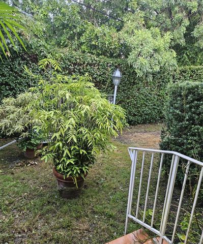 345 Malaga Ave, Coral Gables, FL 33134