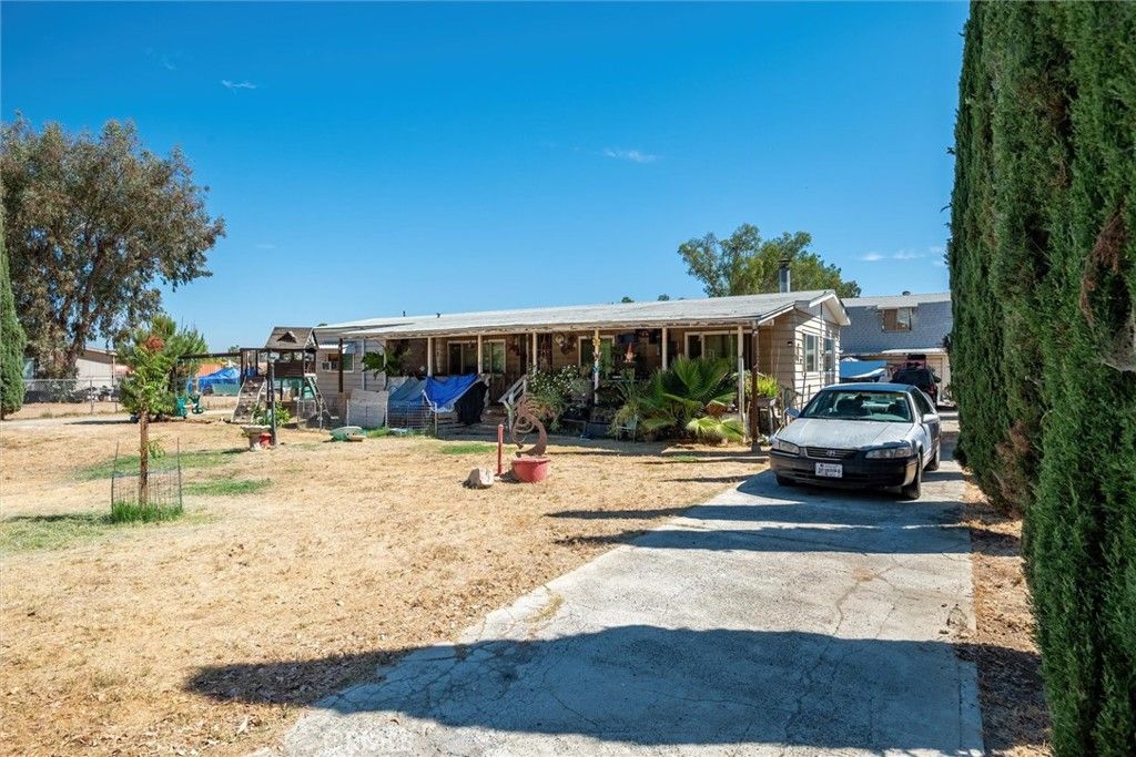 Image 15 of property listing at 20288 Union, Wildomar, CA 92595