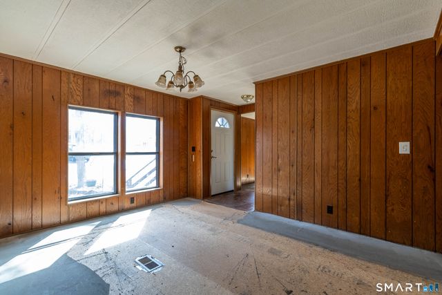 65 Colchester Commons, Colchester, CT 06415