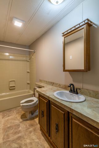 65 Colchester Commons, Colchester, CT 06415