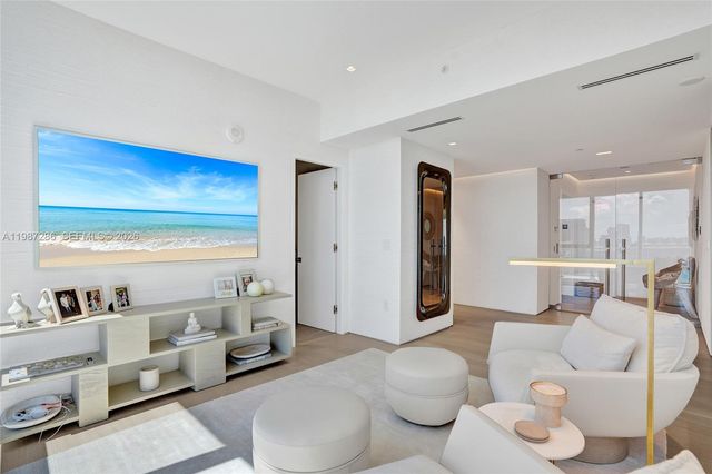 788 NE 23rd St 3801, Miami, FL 33137