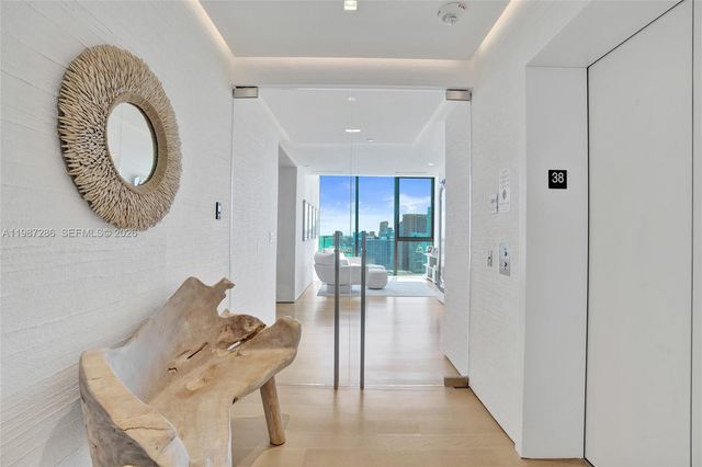 788 NE 23rd St 3801, Miami, FL 33137