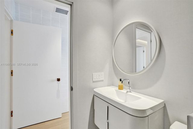 788 NE 23rd St 3801, Miami, FL 33137