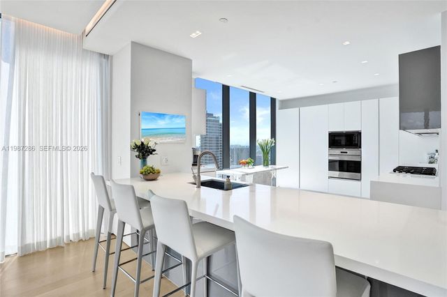 788 NE 23rd St 3801, Miami, FL 33137