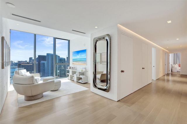 788 NE 23rd St 3801, Miami, FL 33137