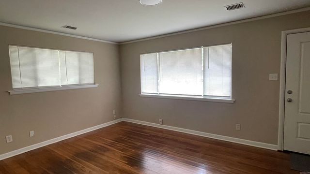 1014 Oakwood Drive, Benton, AR 72015