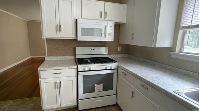 1014 Oakwood Drive, Benton, AR 72015