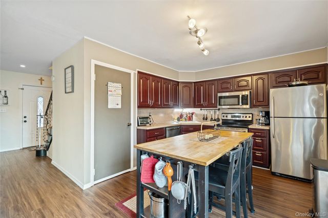 151 Allwood Avenue, Central Islip, NY 11722