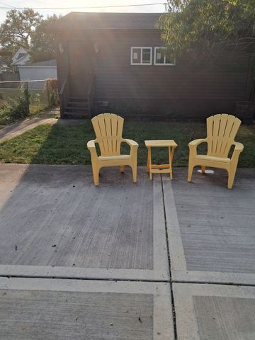 1021 N Hickory Street, Joliet, IL 60435