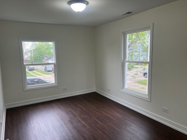 1021 N Hickory Street, Joliet, IL 60435