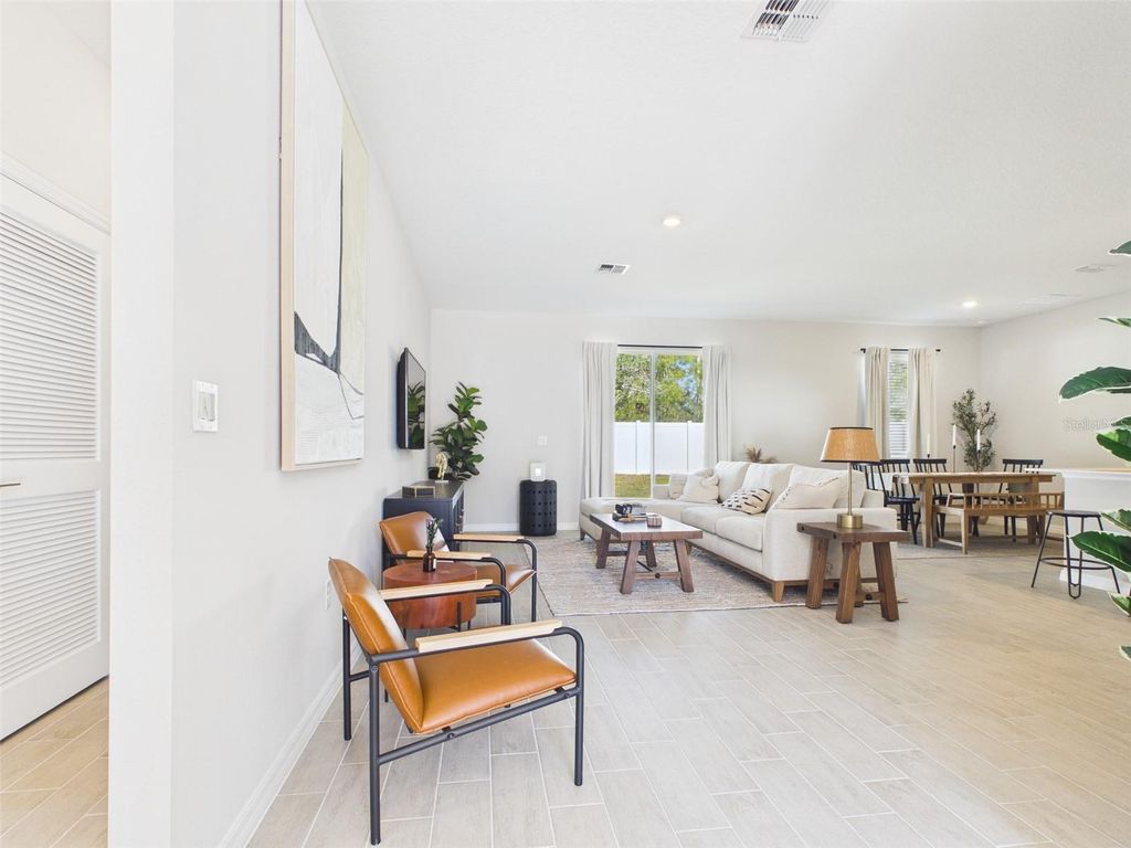 Image 4 of property listing at 3580 SW 127TH LANE ROAD, Ocala, FL 34473