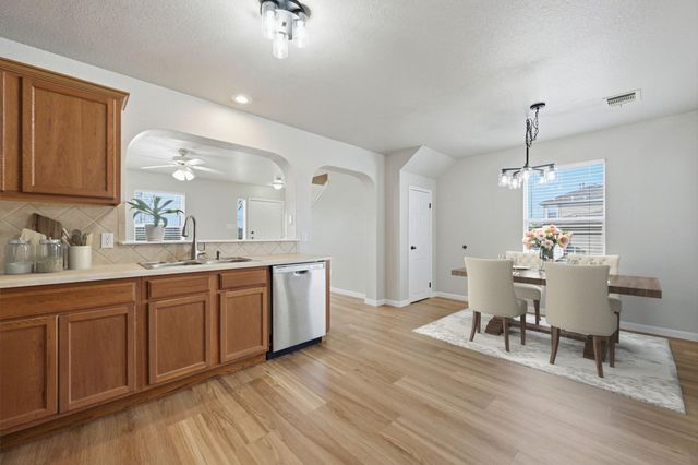 1733 Thompson TRL, Round Rock, TX 78664