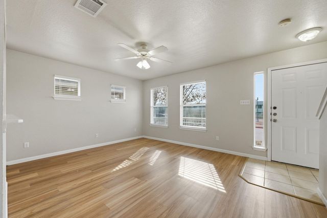 1733 Thompson TRL, Round Rock, TX 78664