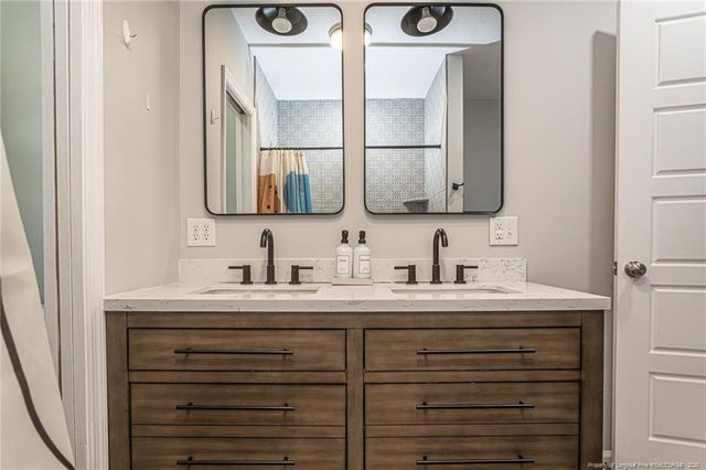 3847 S MAIN Street, Hope Mills, NC 28348