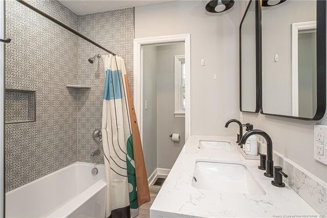 3847 S MAIN Street, Hope Mills, NC 28348