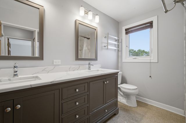 411 Hickory Drive 411, Wheeling, IL 60090