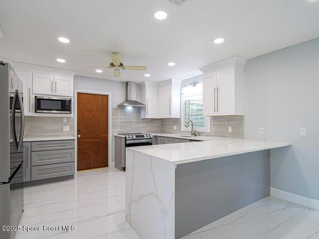 8075 134th Street, Sebastian, FL 32958
