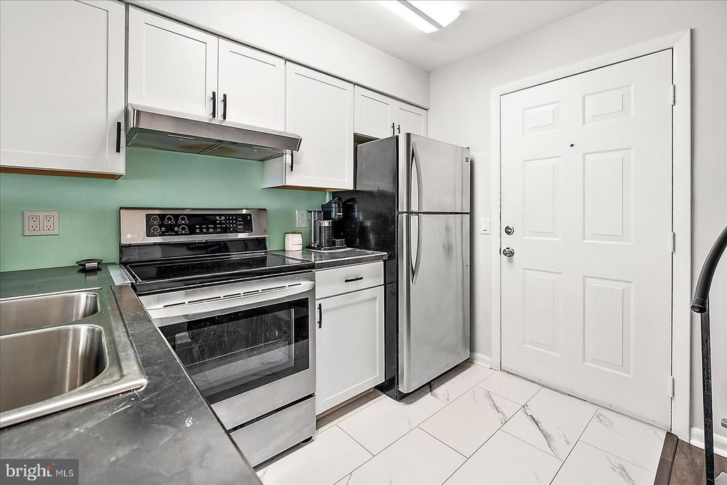 Image 11 of property listing at 104 127TH ST #35201, Ocean City, MD 21842