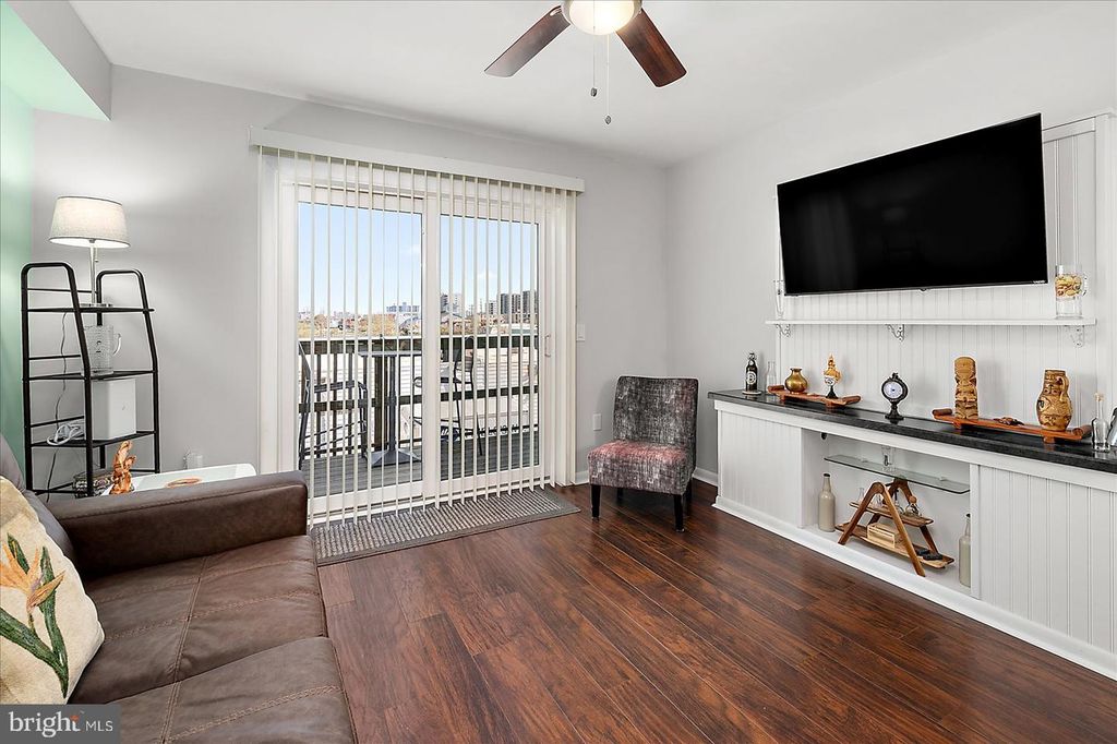 Image 3 of property listing at 104 127TH ST #35201, Ocean City, MD 21842