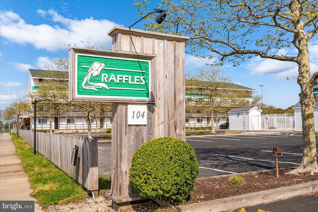 Image 32 of property listing at 104 127TH ST #35201, Ocean City, MD 21842